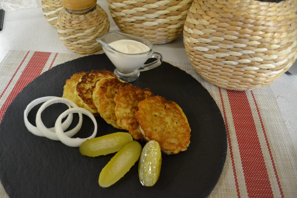 Як приготувати смачні картопляні деруни