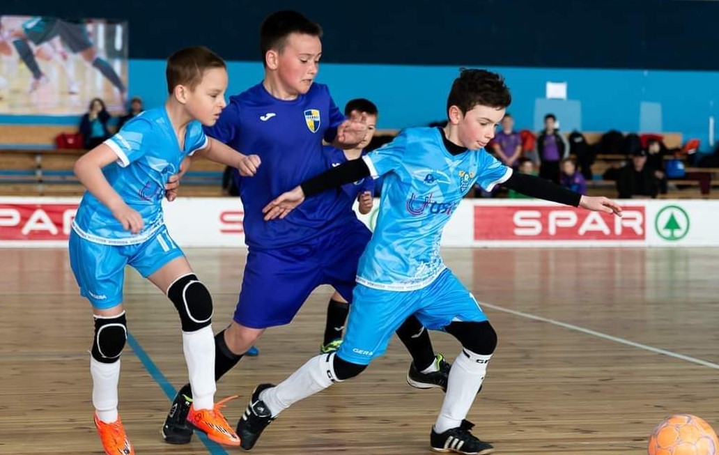 Спортивне харчування для юних футболістів що можна а що не можна ⚽️