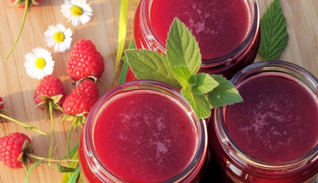 Компоти знову в моді консервація компотів рецепти