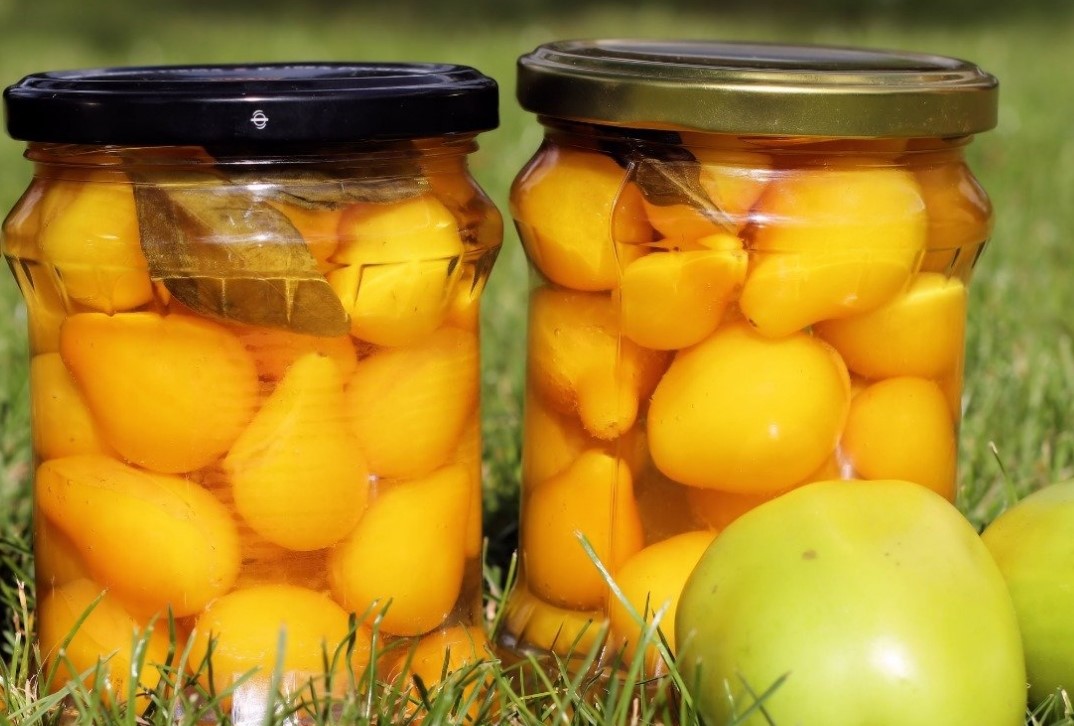 Як закрити помідори Жовті помідори черрі в розсолі