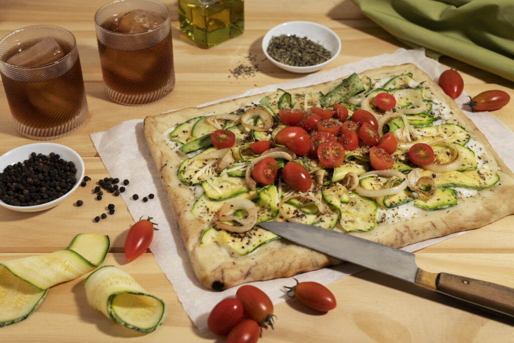 Пісна піца: 5 смачних варіантів тіста, соусів та начинок